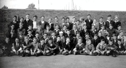 Evacuees at the Abbey Primary School in 1943