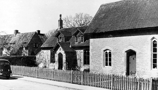 The school and schoolhouse in 1930