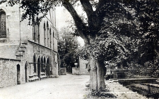 Postcard view from 1939