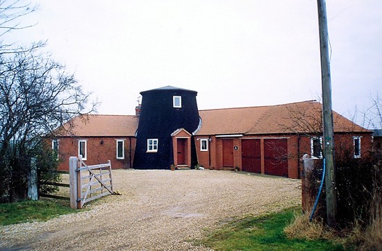 Photographed in March 2001