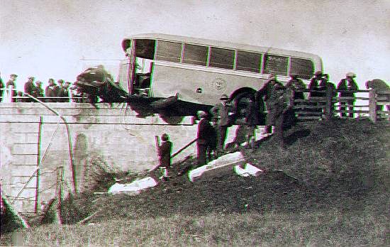 Bus crash 1930