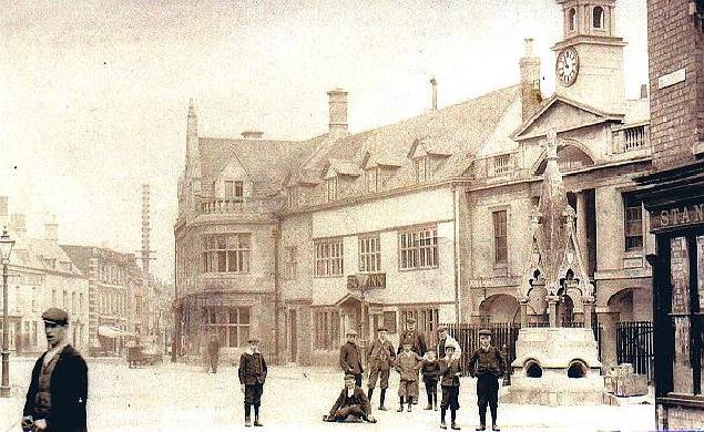 The Market Place in 1905