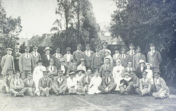 Wounded soldiers at the tennis club