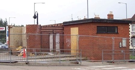 Demolition of the bus station lavatories